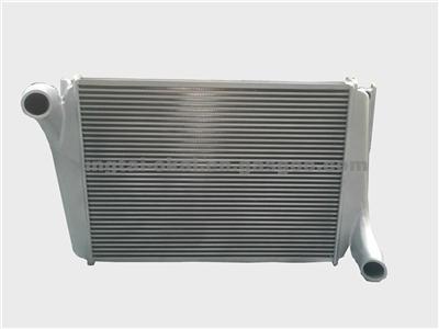 Volvo / Intercooler /1676590