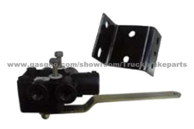 MAK4000-57977000 LEVELLING VALVE FOR Volvo, MACK