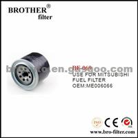 High Quality OEM Auto Fuel Filter ME006066 For Mitsubishi Car