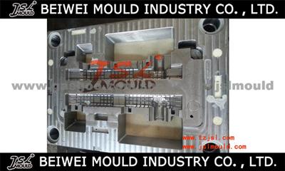 BUS Radiator Plastic Tank Mould