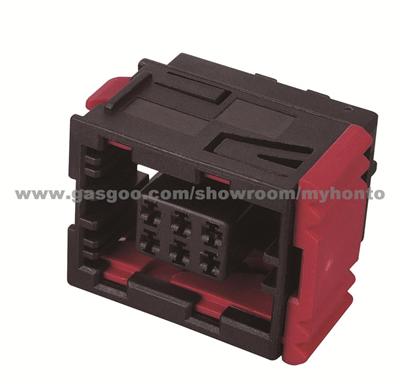 Auto Parts Automotive Connector 6-1355683-1