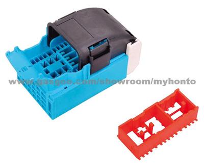 Auto Parts Automotive Connector LR514600426