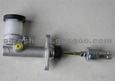 Clutch Master Cylinder MB012542