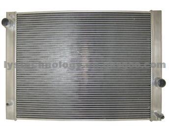 Auto Radiator For BMW /E60 E61 E63 E64 -- 17117519209,17117519212,17117519211