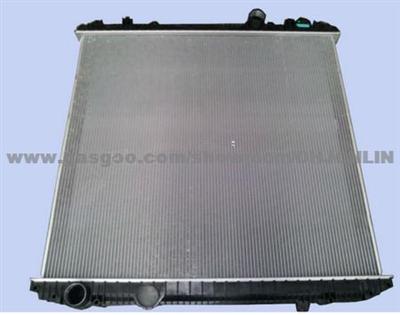 198 70-016/42-7370 Freightliner Columbia Auto Radiator