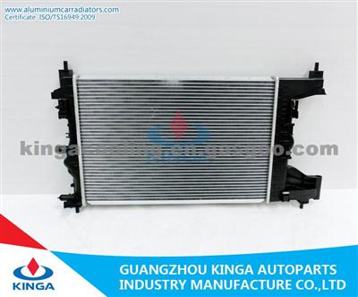 Engine Part Water Tank Aluminum Radiators For G.M.C CURZE 09-11 OEM 13267652