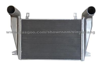 FREIGHTLINER Intercooler OE#6815010401