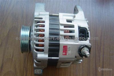 Nissan LR180-761 Alternator 23100-VH300