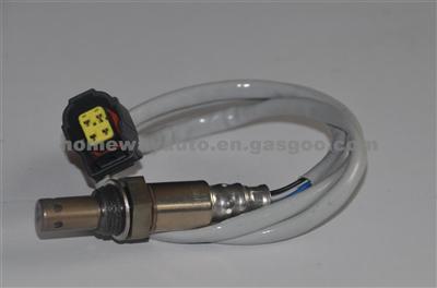 oxygen sensor for Mitsubishi OEM 1588A141