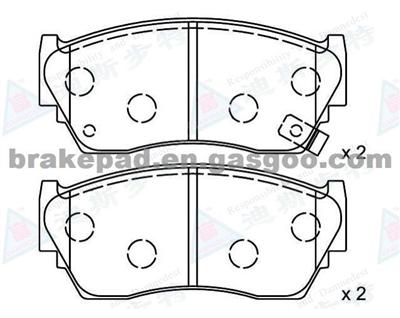 Less Metal Brake Pad For D510 D1060-50Y90 NISSAN