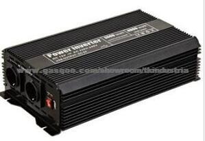 2000W DC12V/24V AC220V/110 Modified Sine Wave Power Inverter (TUV)