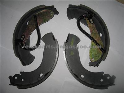 TRUCK BRAKE SHOE S855 FOR Chevrolet Avalanche 2500 Chevrolet Silverado 1500 GMC Sierra 1500