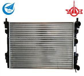 Engine Cooler Auto Radiator For FIAT Iveco Daily IV 2.8 (OE: 500303392 500396428 504008108 504008110 99488591 99487905 500396429)