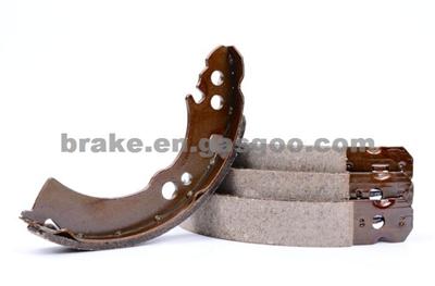 NISSAN BRAKE SHOE44060-01B00