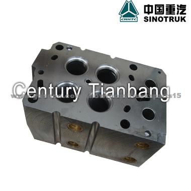 Sinotruk HOWO Truck Spare Parts Engine Parts AZ1246040010 CYLINDER HEAD