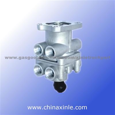 Foot Brake Valve OEM NO.MB4694