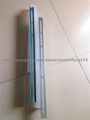 DEK Squeegee Cleaner 400mm PN：193202