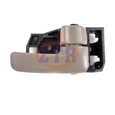 Auto Parts Door Handle Inner for Toyota UZJ100 69205-30150-B2