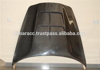 Carbon hood for Porsche Panamera