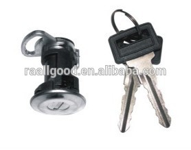 AUTO DOOR LOCK (LEFT) for VOLVO 1072474