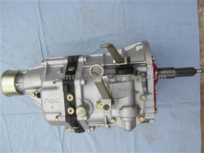 TOYOTA HIACE 4Y GEARBOX