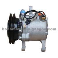 Auto Air Conditioning Parts For SV07E For Kubota M9540 A/C Compressor