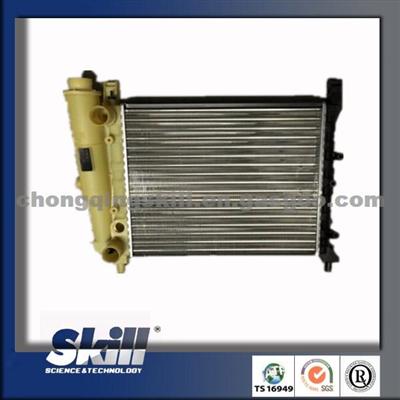 Auto Parts High Quality Aluminum FIAT Radiator 7556132