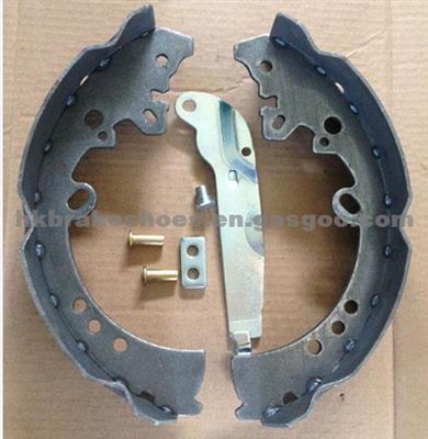 TOYOTA HILUX PICKUP BRAKE SHOE 04495-0K120 /04495-0K070