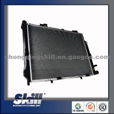 Auto Engine Cooling Aluminum Radiator 2105002703 For BENZ