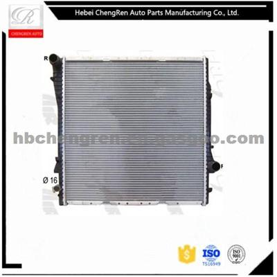 BMW X5 3.0 L6 00-03 China Factory Car Radiator OEM:17101439103 17107544668