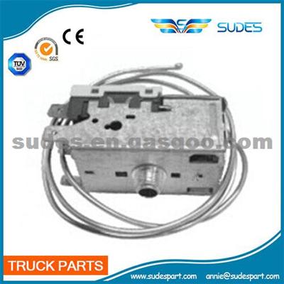 Scania Truck Thermostat, Coolant 1369286 China Auto Thermostat