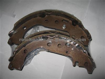 TOYOTA PRIUS BRAKE SHOE TOYOTA YARIS BRAKE SHOE S917 Ceramic Brake Shoe