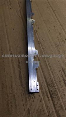 Aluminum Guide Rail Rear L405 001