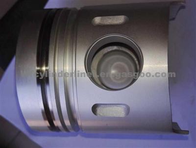 4D31 Diesel Engine Piston ME012131