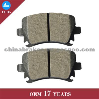 Wholesale Car Brake Pad D1108-8213 For VW Golf