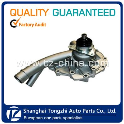 1022000520 Water Pump for MB W201/W124