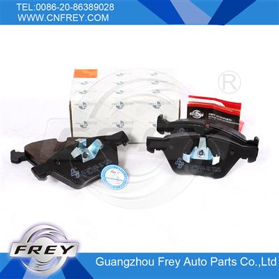 Brake pad OEM NO.34116777772 for E81 E90