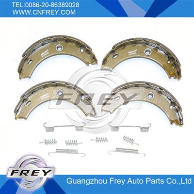 Brake shoe 9044200320 for Sprinter 901
