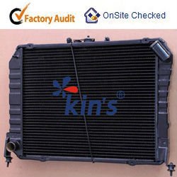 High efficient heat dissipation copper auto radiator for Toyota truck