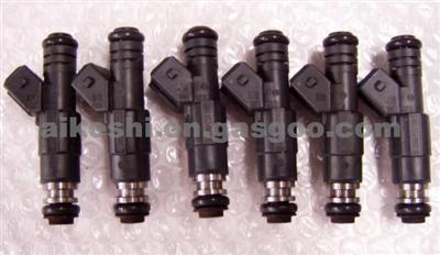 BOSCH Injector 0280155702