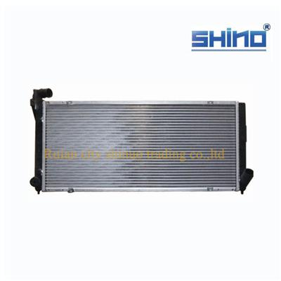 wholesale Chery auto spare parts radiator A11-1301110