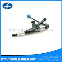 095000-5215 original new diesel fuel injector Vehicle type:P11C3