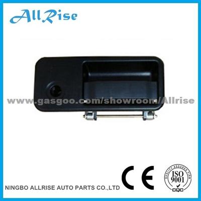 Volvo 20398467 RH Door Handle