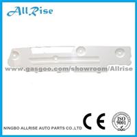 Volvo 82056991 RH Front Cover