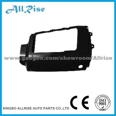 Volvo 20452887 RH Headlamp Cover