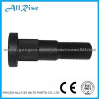 Volvo 1573081 Wheel Bolt