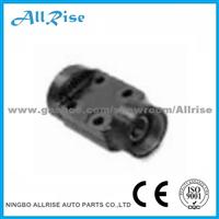 Volvo 1076745 LH Bracket