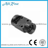 Volvo Truck 1076746 RH Bracket