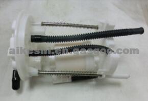 Fuel Pump 77024-26010 For Toyota Hiace