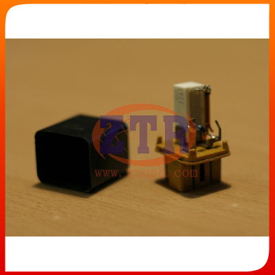 Auto Parts for Mitsubishi V31 Door Control Relay MD113566